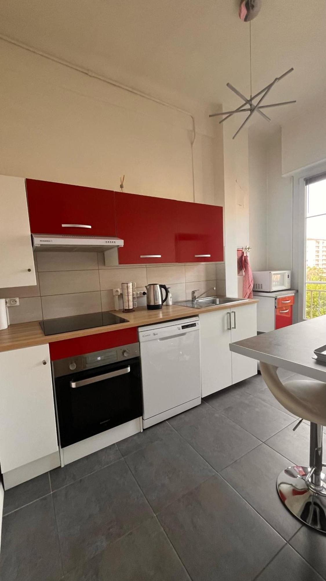 Cosy Avec Clim A 5 Min De La Gare Tgv Appartement Toulon